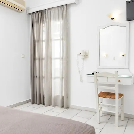 Depis Appartamento Naxos City